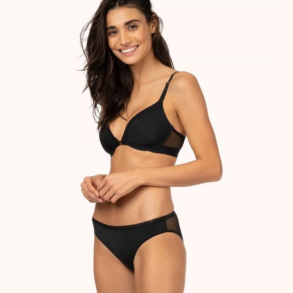 NWT Lively Black Front Close No-Wire Bra Jet Black Size 34B - Wirefree